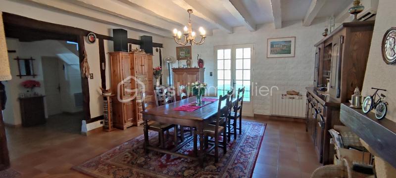 Propriété - 179 m² - 5 pièces