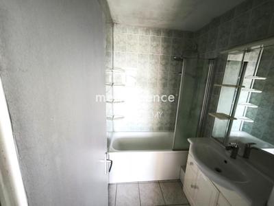 Appartement - 107 m² - 5 pièces