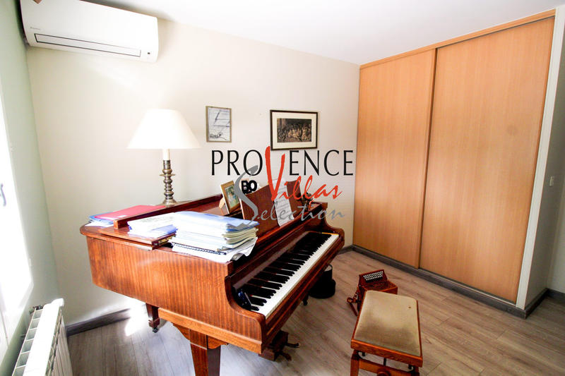 Maison - 93 m² - 5 pièces
