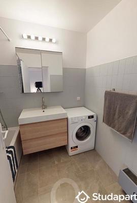 Chambre - 12 m² - 1 pièce