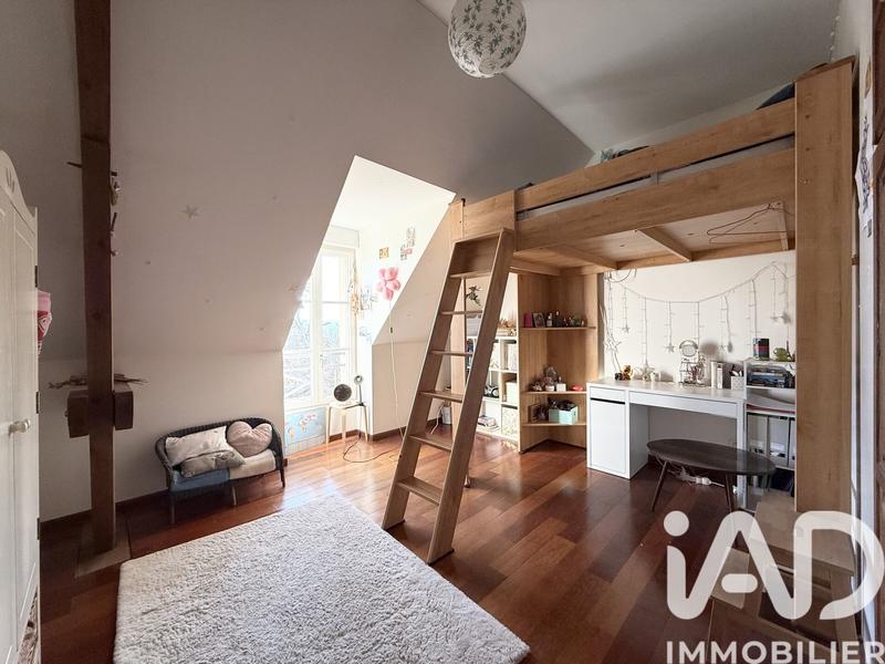 Maison - 170 m² - 7 pièces