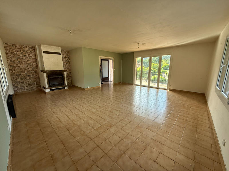 Appartement - 122 m² - 5 pièces