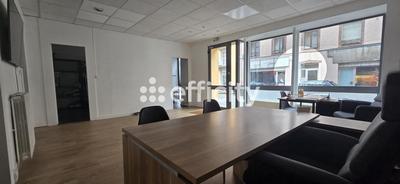 Bureau - 81 m² - 4 pièces