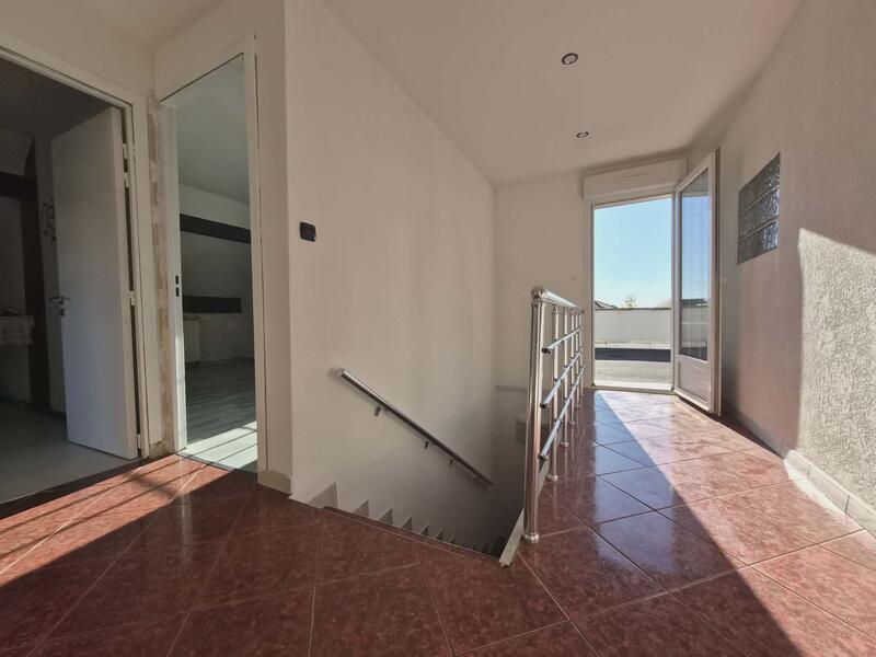 Maison - 121 m² - 5 pièces