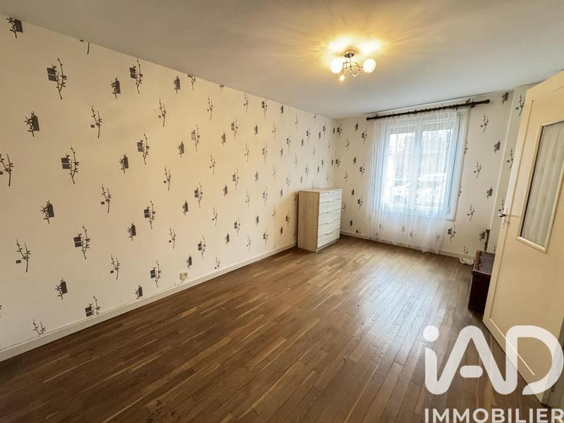 Maison - 95 m² - 5 pièces