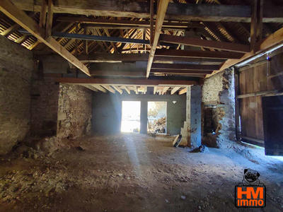 Maison - 170 m² - 2 pièces