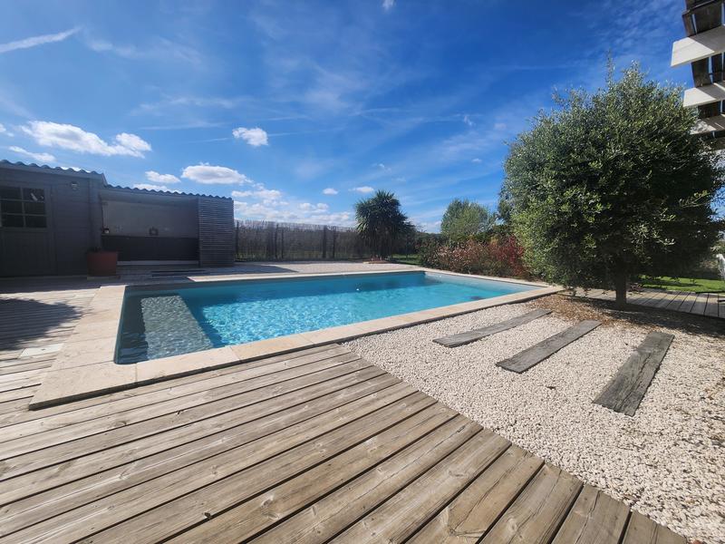 Maison - 110 m² - 5 pièces