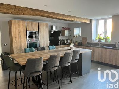 Maison - 440 m² - 9 pièces