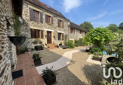 Maison de campagne - 315 m² - 11 pièces