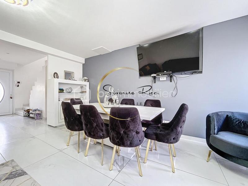 Maison - 145 m² - 7 pièces