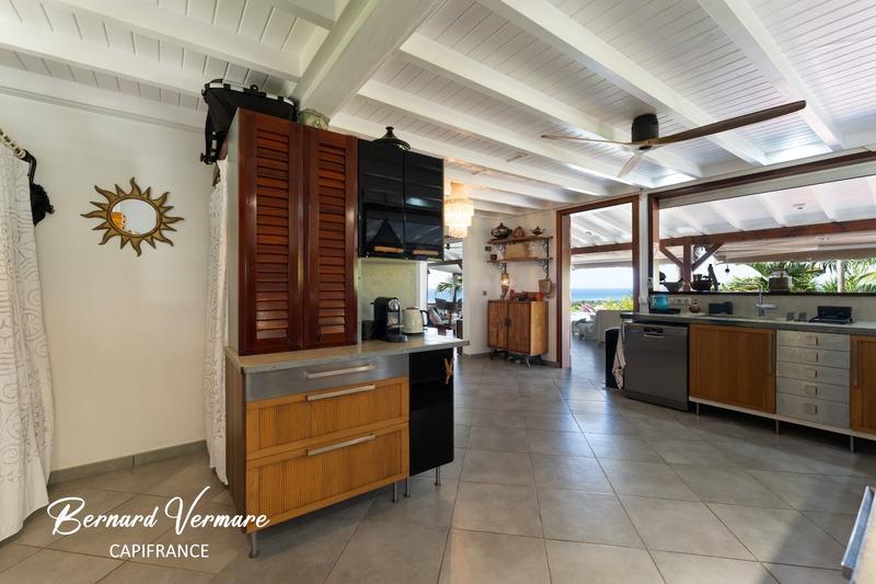 Demeure - 196 m² - 8 pièces