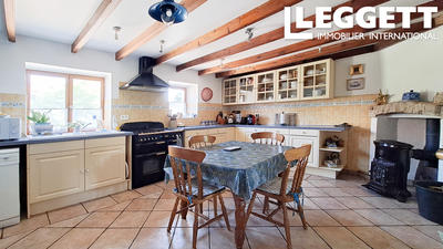 Maison - 175 m² - 8 pièces