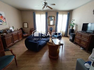 Maison - 298 m² - 14 pièces