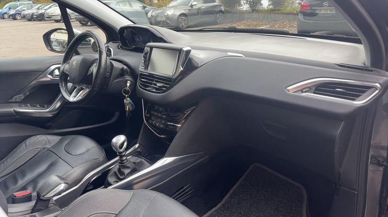 Peugeot 2008 1.2 130 Allure