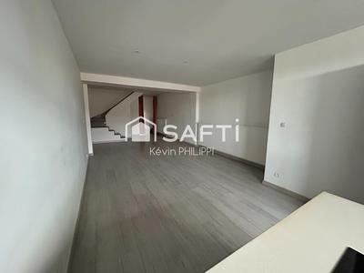 Maison - 98 m² - 5 pièces