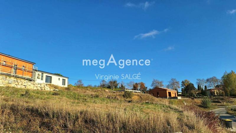 Terrain constructible - 1 000 m²