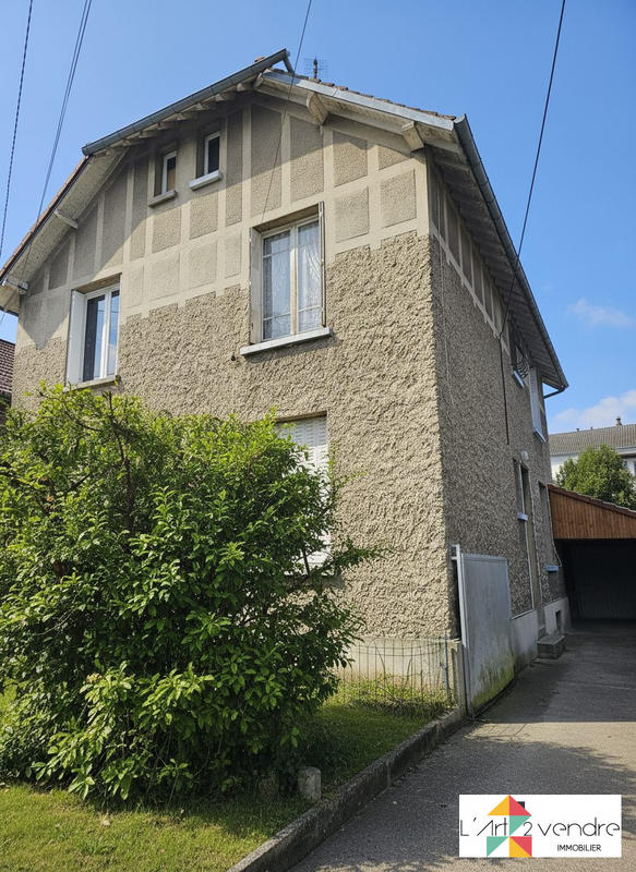 Maison - 100 m² - 5 pièces