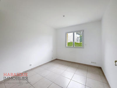Maison - 76 m² - 4 pièces
