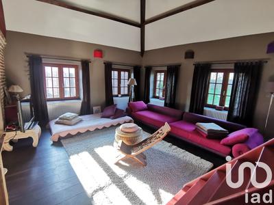 Maison - 200 m² - 8 pièces
