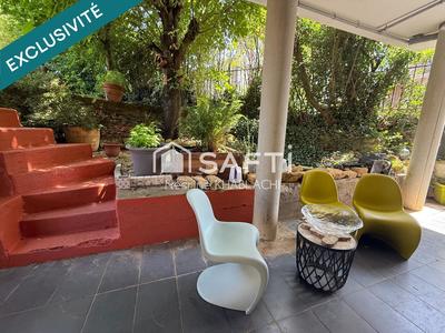 Maison de maîtres - 230 m² - 9 pièces