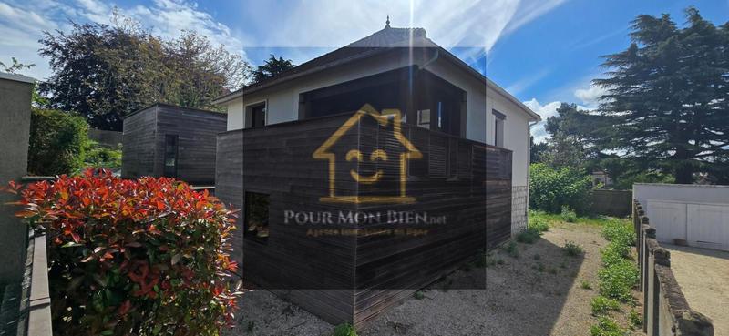 Maison - 163 m² - 7 pièces