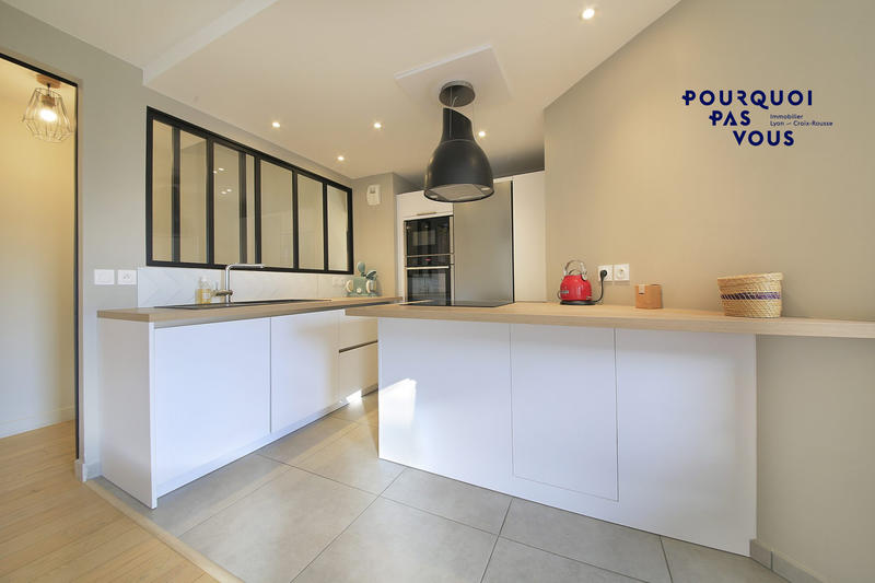 Appartement - 80 m² - 3 pièces