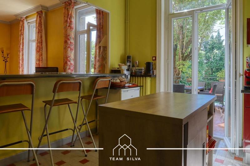 Maison - 165 m² - 6 pièces