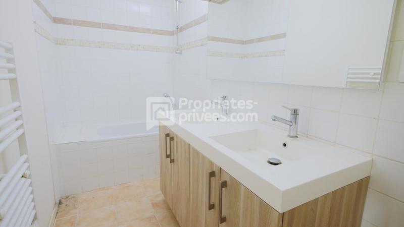 Appartement - 134 m² - 2 pièces