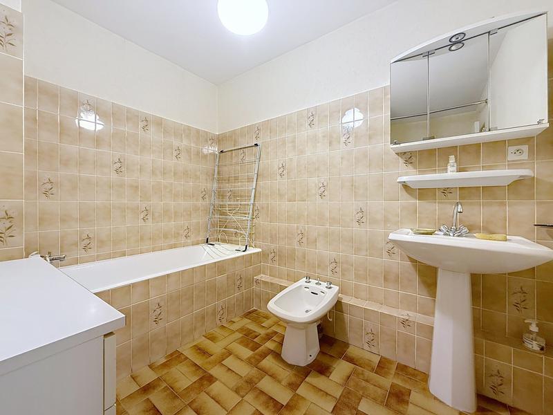 Appartement - 64 m² - 3 pièces