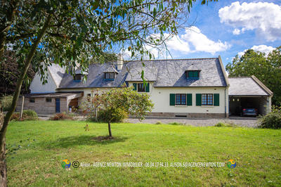 Maison - 276 m² - 13 pièces