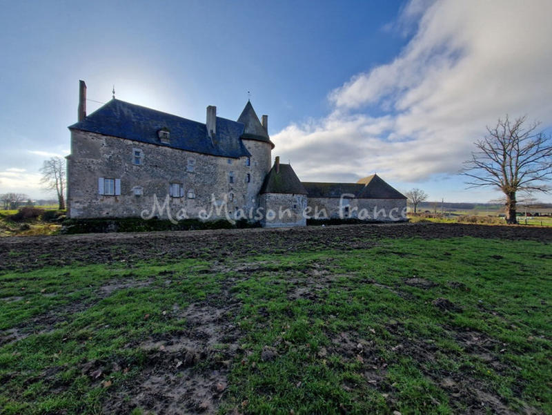 Château - 620 m² - 1 pièce