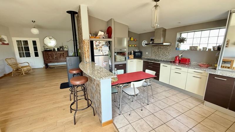 Maison - 190 m² - 7 pièces