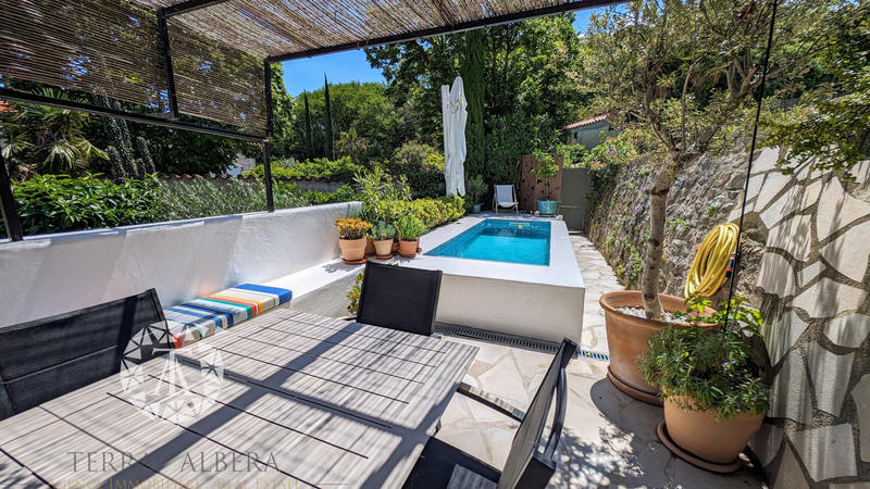 Maison de village - 110 m² - 4 pièces