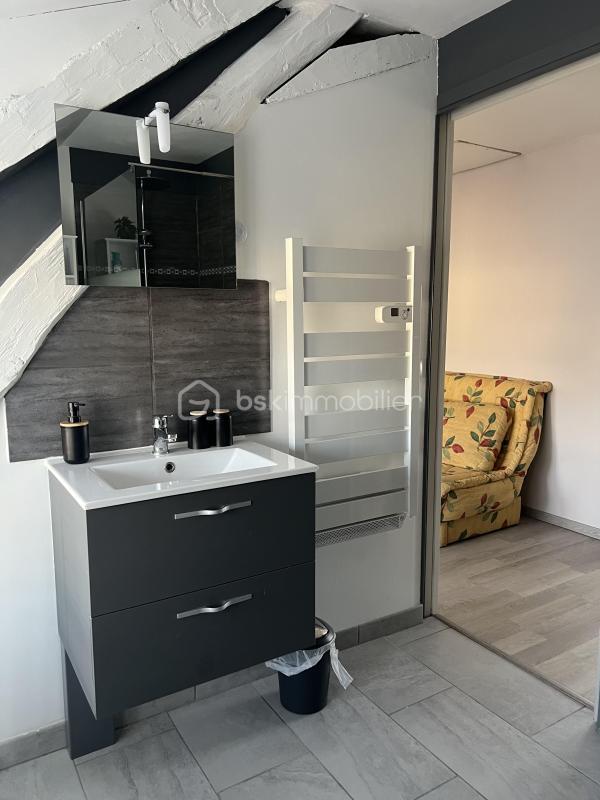 Château - 56 m² - 2 pièces