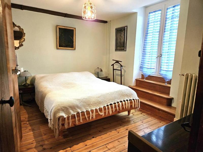 Propriété - 383 m² - 12 pièces