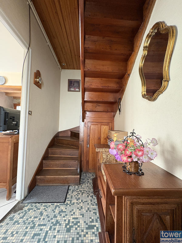 Maison - 173 m² - 9 pièces