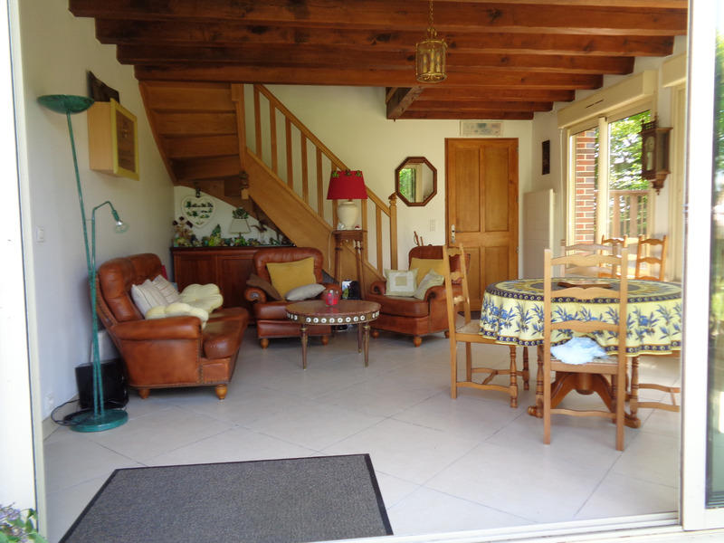 Maison - 220 m² - 11 pièces