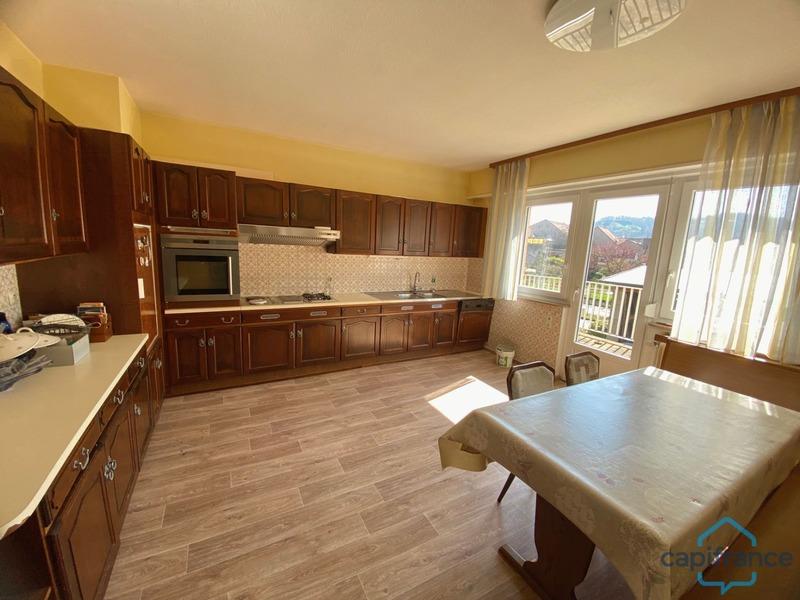 Maison de village - 240 m² - 8 pièces