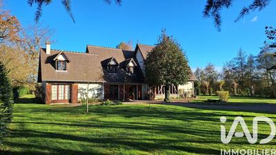 Maison - 186 m² - 8 pièces