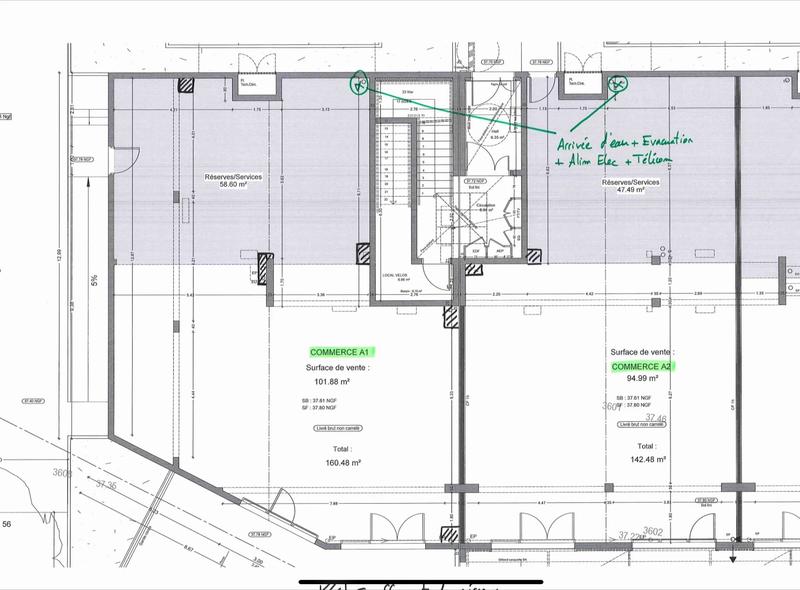Local commercial - 142 m² - 1 pièce