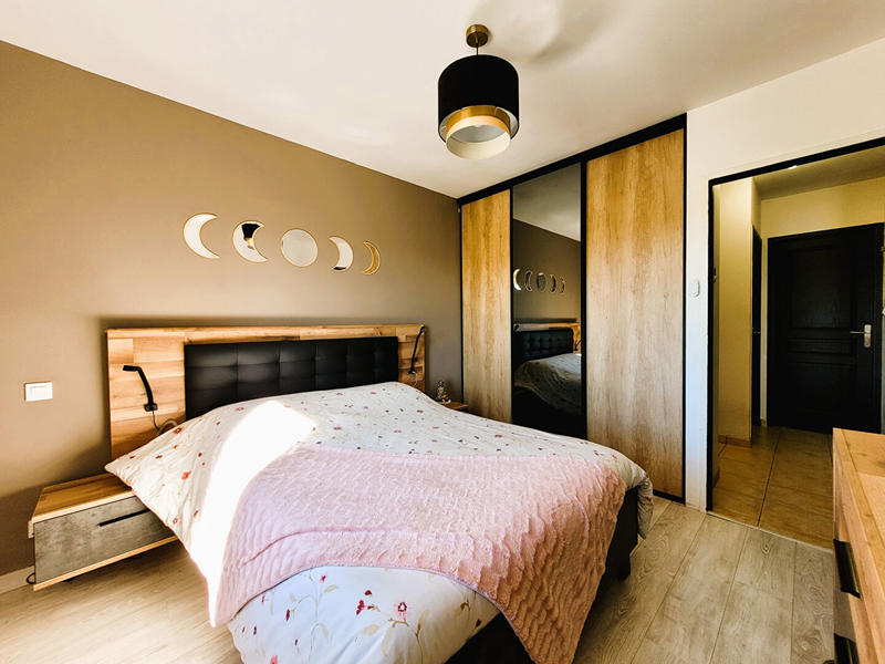 Maison - 94 m² - 4 pièces