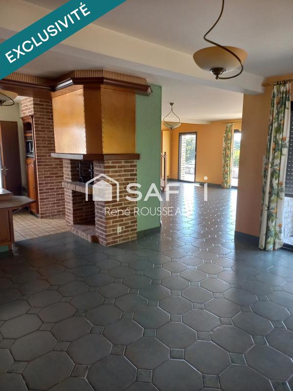 Maison - 95 000 m² - 6 pièces