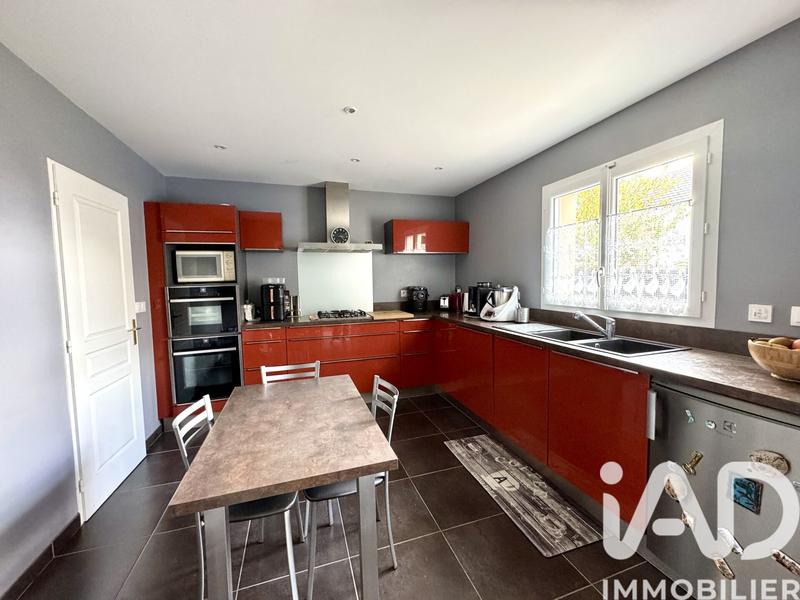 Maison - 98 m² - 4 pièces