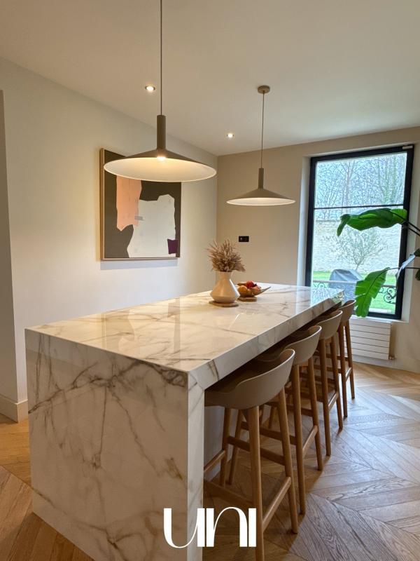 Maison - 230 m² - 6 pièces