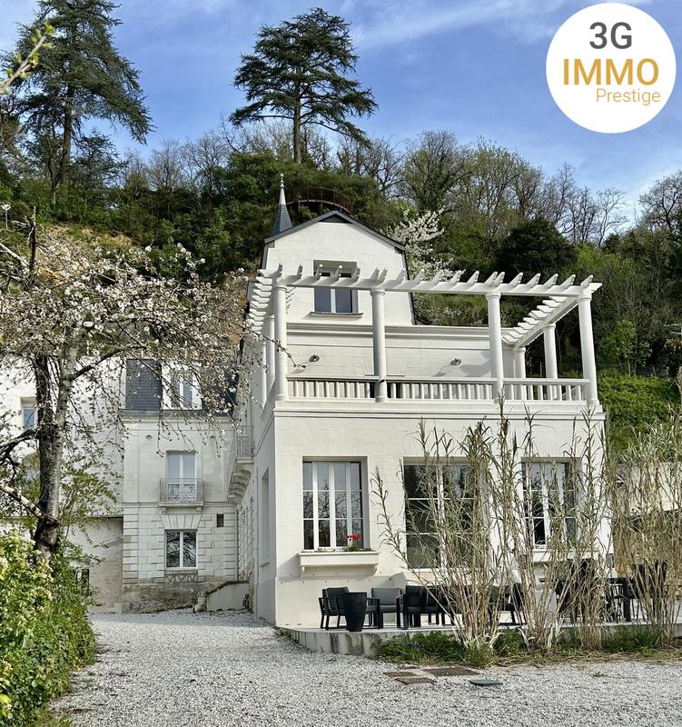 Maison de maîtres - 277 m² - 8 pièces