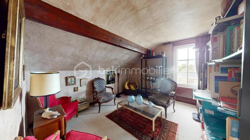 Maison bourgeoise - 204 m² - 9 pièces