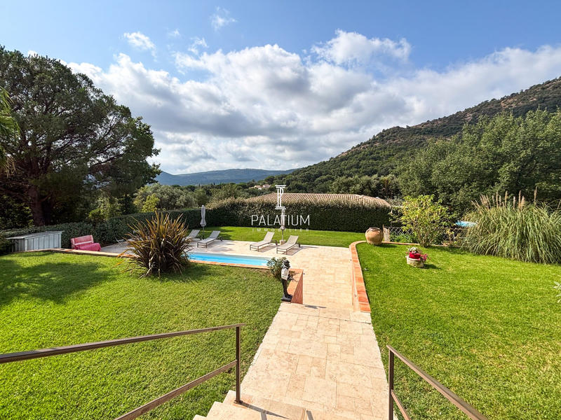 Villa - 150 m² - 6 pièces