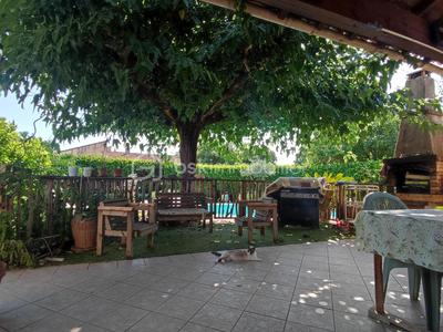 Maison - 96 m² - 5 pièces