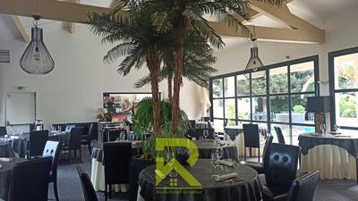 Propriété - 211 m² - 6 pièces