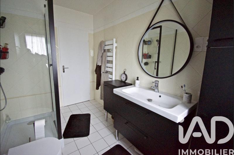 Maison - 163 m² - 8 pièces